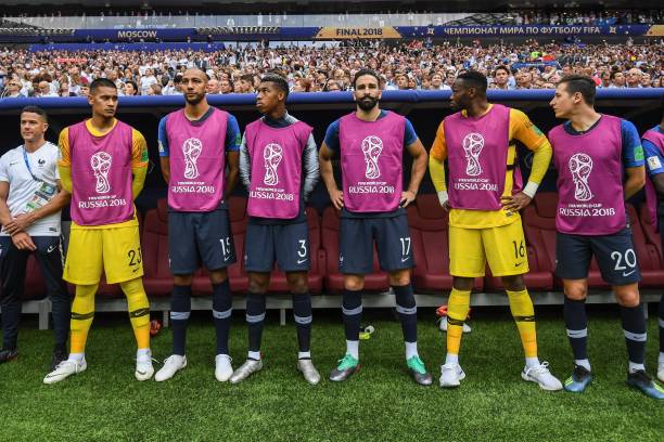 以及两队在 以及两队在