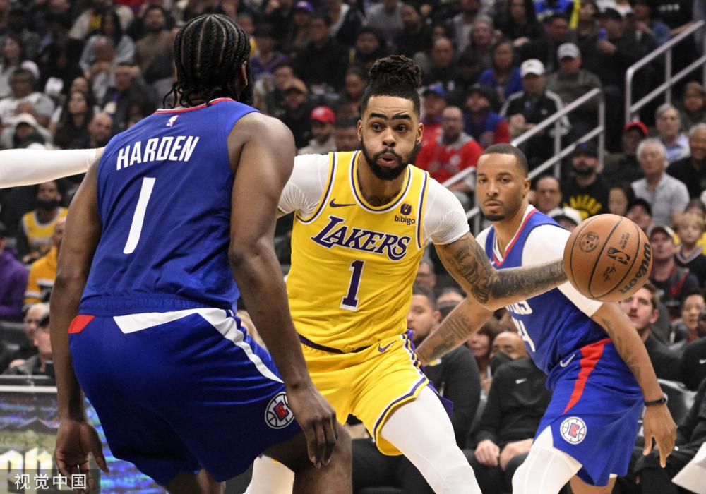 她的表现都 她的表现都