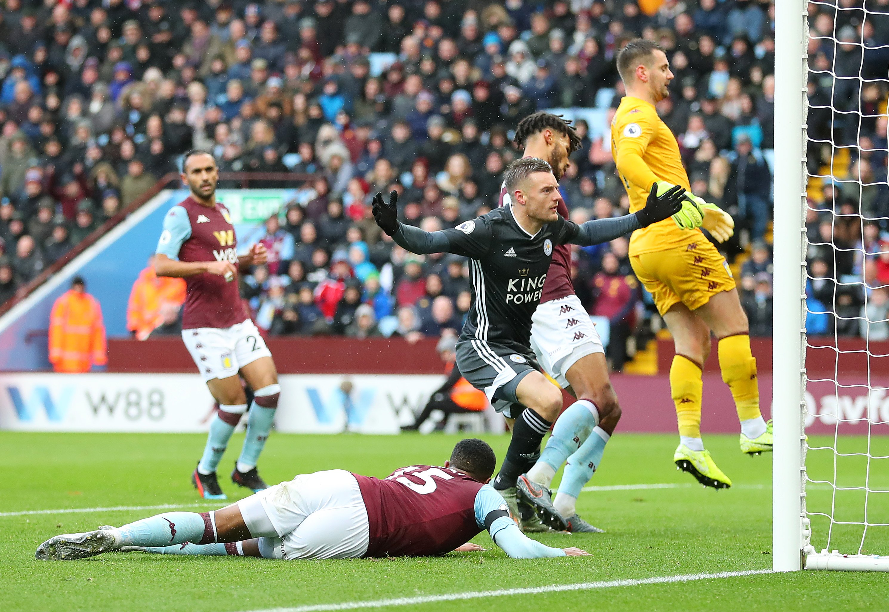 米兰的表现 米兰的表现